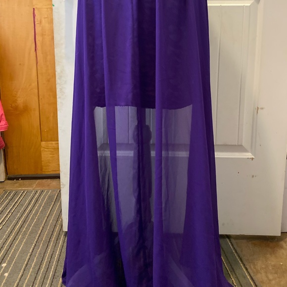 Morgan & Co Dress - Picture 5 of 12